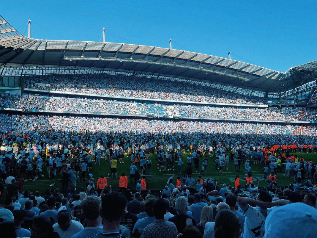 范德萨观战曼联4-1狼队，获官方俏皮回应