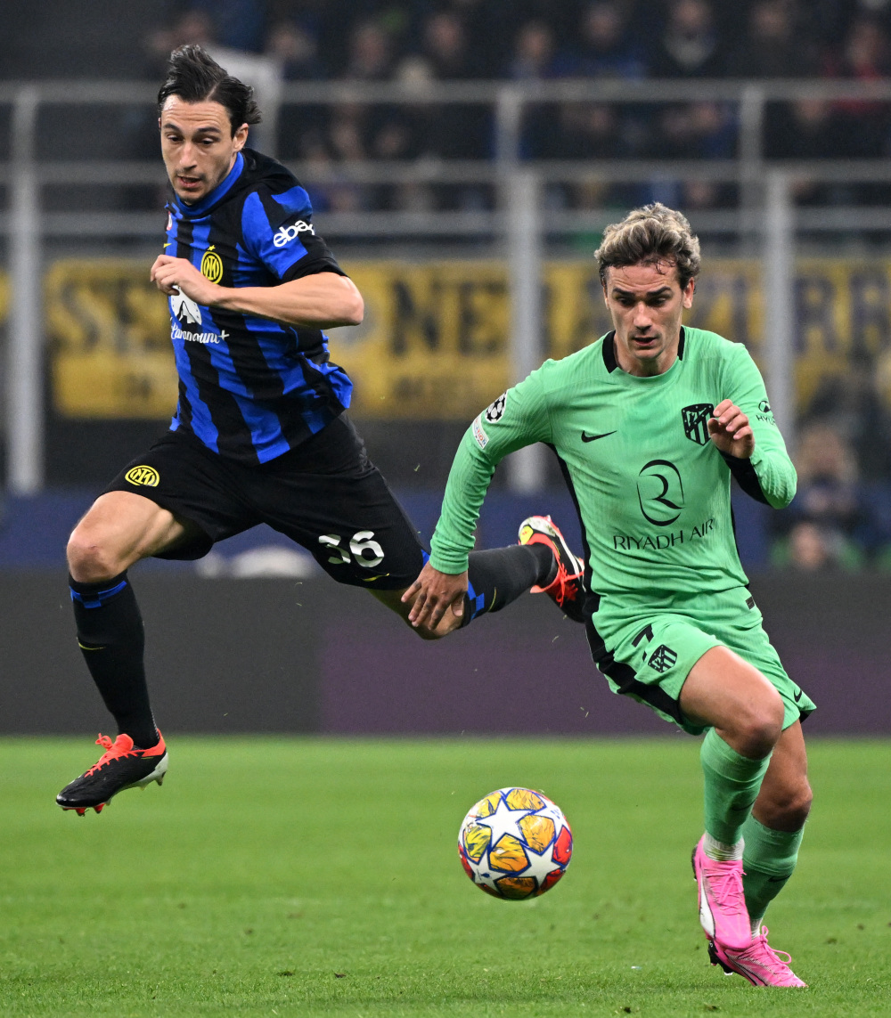 姆巴佩打入年度第59球！追平C罗保持的皇马自然年进球记录（姆巴佩收获年内第59球，追平C罗保持的皇马自然年进球纪录）