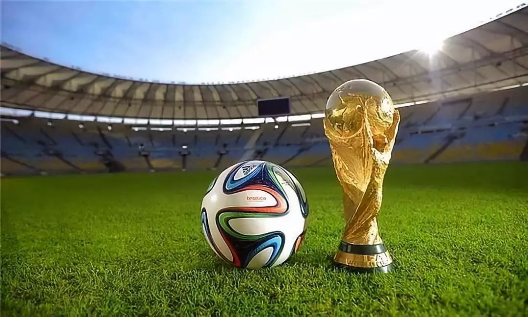 哈登近五战场均38+7+7，比肩詹姆斯成历史第二人