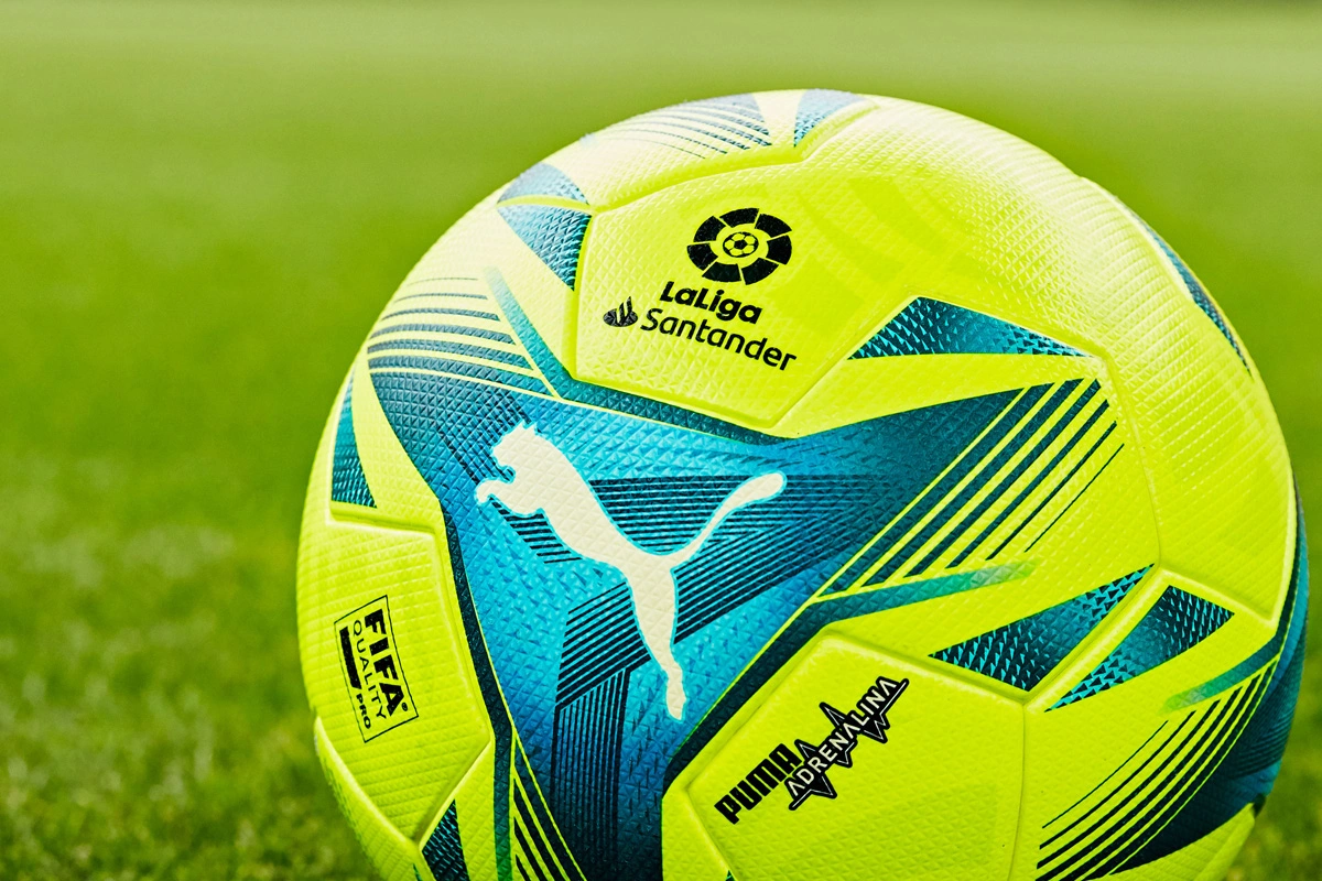 停不下来!北京国安新赛季后防线固若金汤？又盯上了大连英博新星（动作不断！北京国安欲打造铜墙铁壁后防？瞄准大连英博潜力新星）