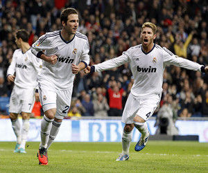 官方：格列兹曼荣膺2025金足奖