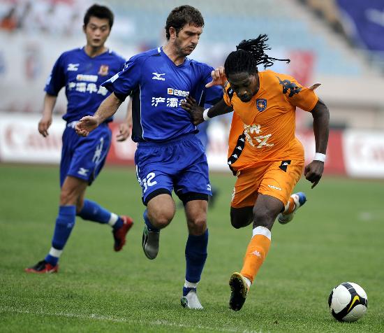 欧联第三轮：斯图加特还有主帅压箱底，诺丁汉森林新帅懂踢欧战？（欧联第3轮：斯图加特主帅尚有后招，诺丁汉森林新帅欧战能力几何？）