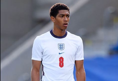 NBA：勇士主场狂胜灰熊 库里轰下45分