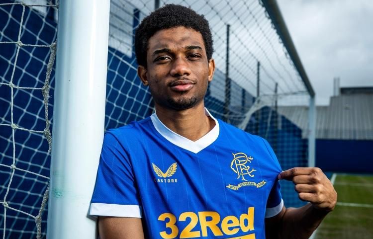 萨利巴：廷贝尔是世界最佳右后卫；英超和欧冠冠军我们都想要（萨利巴：廷贝尔是当今最佳右后卫，我们目标同时拿下英超与欧冠）